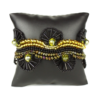 Wagon Wheel Bracelet - #104 Black and Gold, Magnetic Clasp!