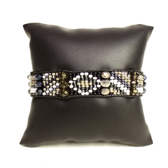 Santa Fe Bracelet - #102 Black and Crystal, Magnetic Clasp!