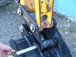 Amulet Excavator Mini-Hitch Coupler, for 5-6 Ton Machine Class