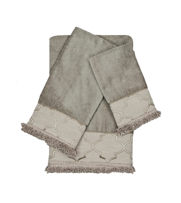 Austin Horn En'Vogue Ascot Grey Loop 3-piece Embellished Towel Set
