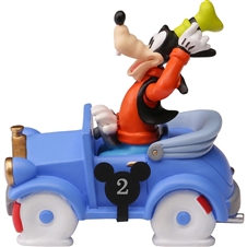 Disney Showcase - Goofy Birthday Figurine