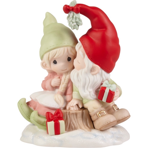 Precious Moments -  Gnomie Wishes And Mistletoe Kisses Figurine - Gnome 221046