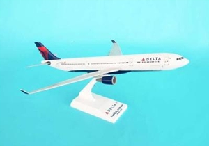 SkyMarks Airplane Model - Delta A330-300 1/200 New Livery