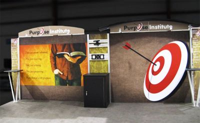 Custom trade show exhibit structures, like design # 319784 stand out on the convention floor. Draw eyes to your trade show booth with exciting custom exhibits & displays. We can customize any trade show exhibit or display to your specifications.