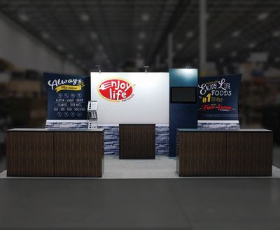 Custom trade show exhibit structures, like design # 729195 stand out on the convention floor. Draw eyes to your trade show booth with exciting custom exhibits & displays. We can customize any trade show exhibit or display to your specifications.