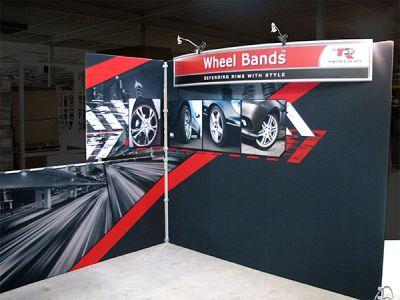 Custom trade show exhibit structures, like design # 320017 stand out on the convention floor. Draw eyes to your trade show booth with exciting custom exhibits & displays. We can customize any trade show exhibit or display to your specifications.