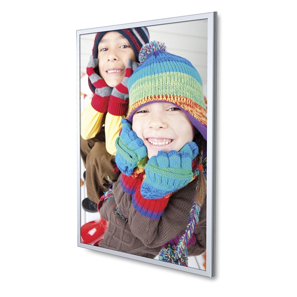 SupraSlim Silver Snap Frame designed to get your marketing message noticed on the trade show or retail floor. These store displays hold 20in x 24in custom graphics that are easy to replace & update.