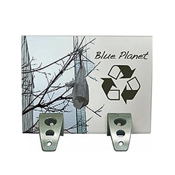 The Spider Feet Stand Up Display is a quick and easy sign display to recommend to your customers. The steel constructed feet offer a heavy-duty design and a high-performance look like no other displays. So easy to use, simply insert a rigid sign