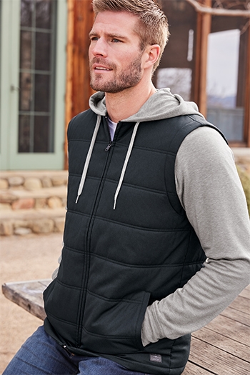 TravisMathew - Tides Up Hooded Jacket. TM1MZ336