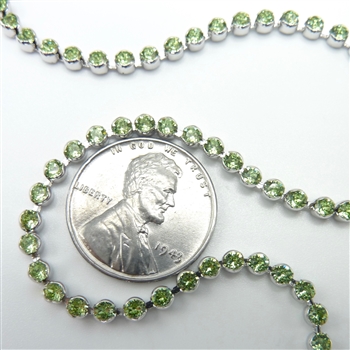 Swarovski Cup Chain, 18pp, peridot rhodium, 12 inches