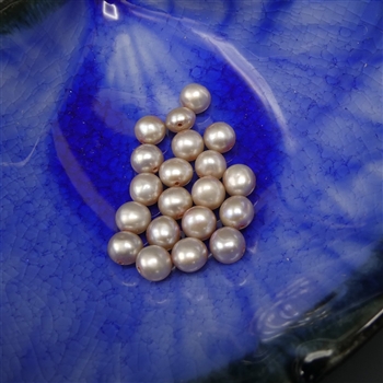 5-5.5mm side drilled button pearls,  pale pink