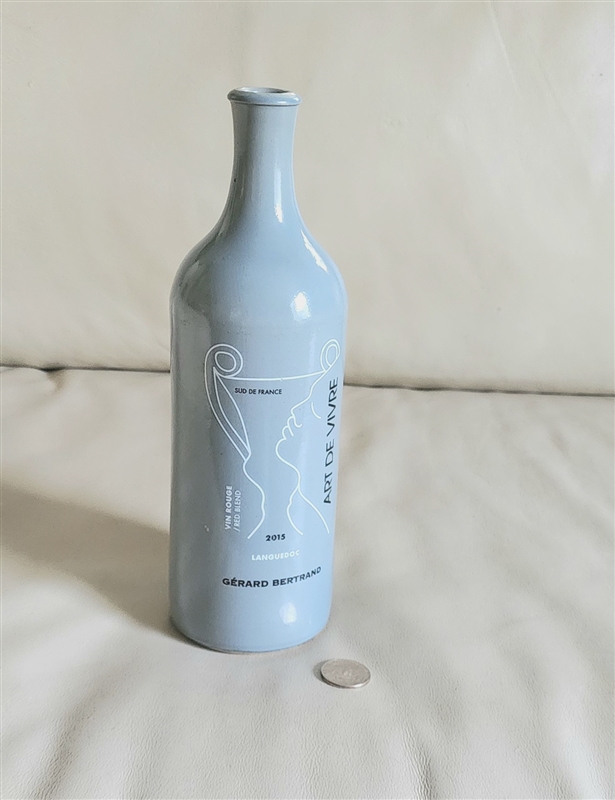 GÃ©rard Bertrand Art de Vivre 2015 gray stoneware bottle