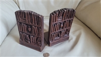 Bookshelves Bookends display in composite material