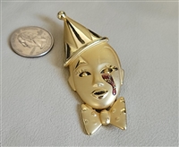 Pierrot satin gold tone brooch unisex jewelry in sparkling gold tone elegant accessories