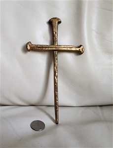 preowned gold tone railroad spike cross primitive art
