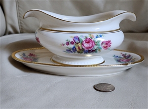 Castleton Bouquet USA gravy boat table setting vintage 1970 elegant kitchen accessories formal and daily use