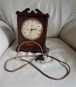 1930s Warren Telechron electric mantle clock in wood case from Ashland Massachusetts