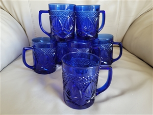 Arcoroc France Cobalt blue set of eight mugs