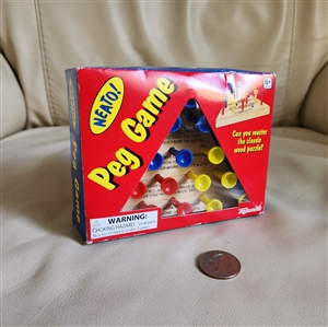 ToySmith 2010 Peg Game mastering the puzzle collectible toys