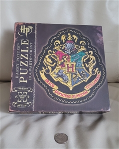 Hogwarts Crest 750 pieces puzzle 2016 Harry Potter vintage games for any age