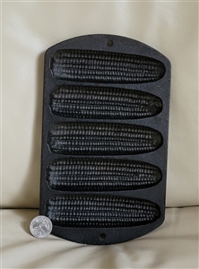 Cast iron LODGE corn bread baking pan muffin pan kitchen accessory