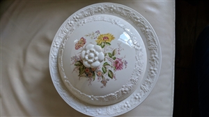 Homer Laughlin vintage porcelain covered vegetable in Floral Design.