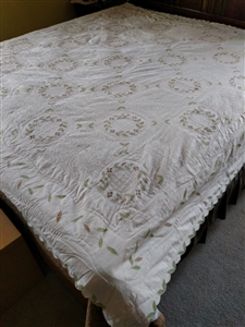 Huge cotton quilted throw embroidery design