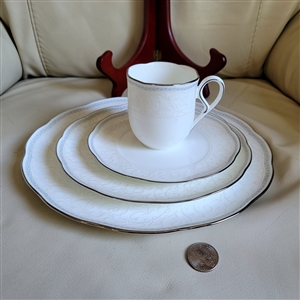 Noritake Hermitage porcelain dinner salad bread cup set preowned