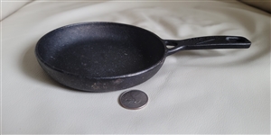 Cast iron 5 in skillet for indoor outdoors MASON