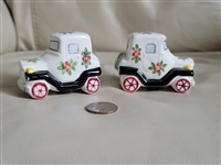 Porcelain cars automobiles vintage shakers Japan