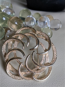 Sarah Cov geometrical floral satin gold brooch
