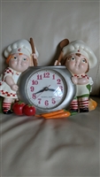 1987 vintage Burnwood Products two-chef wall clock