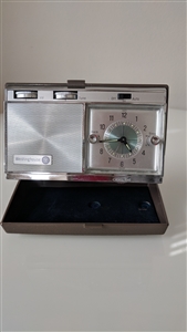 1965 Westinghouse H968PLB vintage wind up clock radio with clamshell case