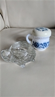 Avon jar Delft and glass turtle candle holder set