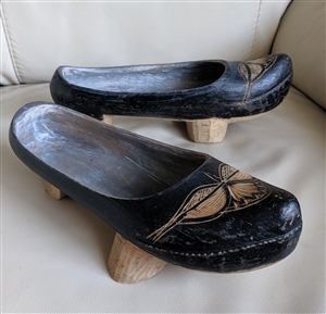Hand carved wooden clogs Dutch shoes on 3 heels