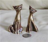 Vintage metal cats paperweights home decor and gift idea vintage collectible
