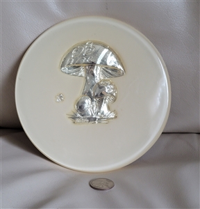 preowned vintage mushroom trivet resin kitchen decor wondermold industries