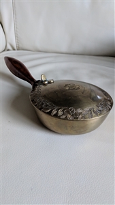 Silent butler in brass bronze sign made in India