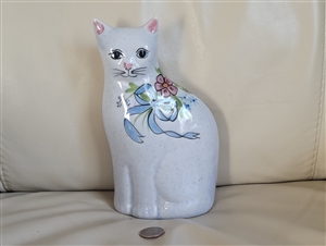 Porcelain Cat bookenNJd paperweight Gustin Company