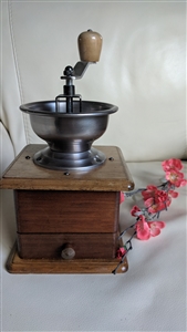 Wooden large coffee mill grinder made in Japan