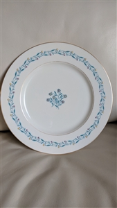 Arcadia by LENOX dinner plate floral embossed design