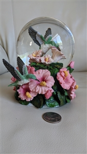 Twinkle Collectibles Hummingbirds globe music box