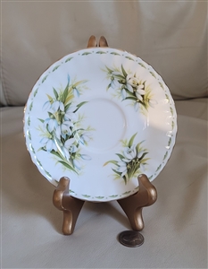 Royal Albert Snow Drops flowers saucer