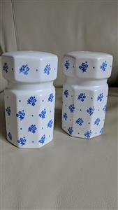 Salt and pepper shakers