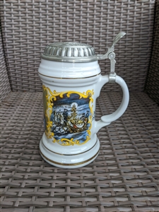 Bayern crest ceramic beer stein