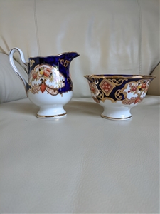 Derby by Royal Albert creamer and open sugar set