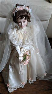 Ashton Drake Elizabeth Victorian bride large doll