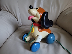 Pull toy dog 2001 Tomy toys barking