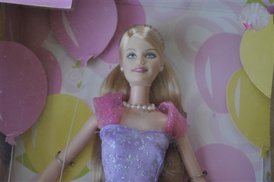 Happy Birthday Barbie with tiara 2003
