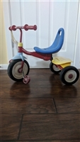 Radio Flyer tricycle that folds 2 go playtime